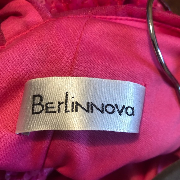 Berlinnova Homecoming Prom Special Occasion Pink Sequin Sparkle Mini Dress - Picture 4 of 6